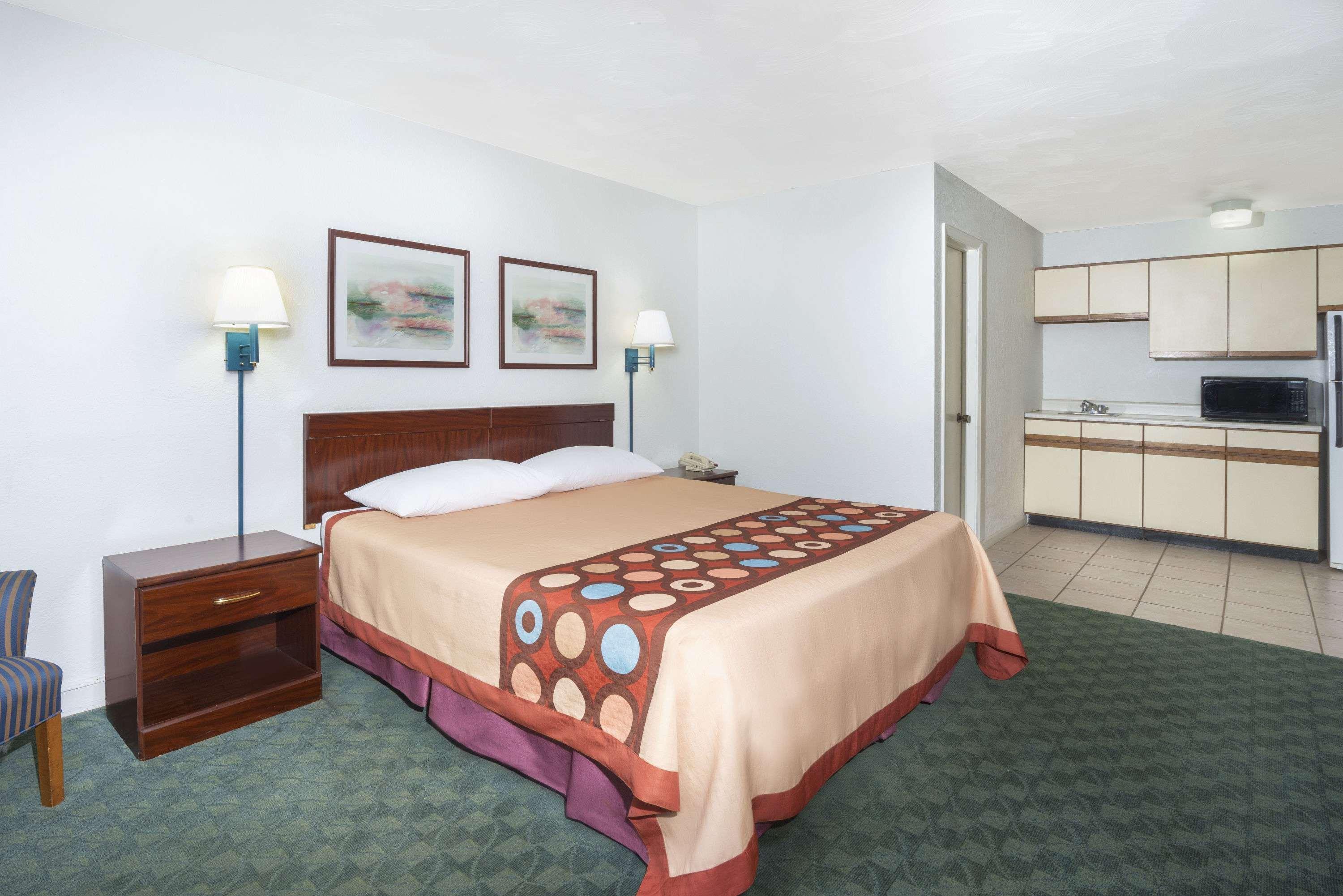Super 8 By Wyndham Taylorville Il Экстерьер фото
